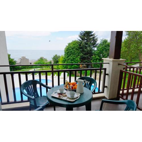 Апартамент Балчик Гардънс - Balchik Gardens Apartment
