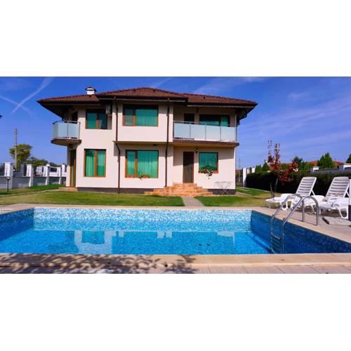 Вила Помело - Family Villa Pomelo