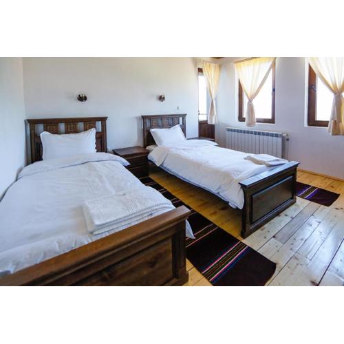КАЛПАЦИТЕ - Kalpacite Guest Houses