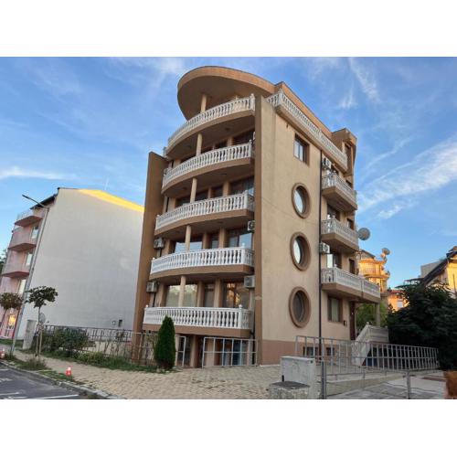 Частен апартамент Стамополу - Private Two-Bedroom Apartment Stamopolu