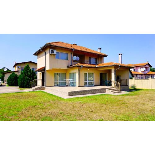 Къща за гости Тара - Villa Tara