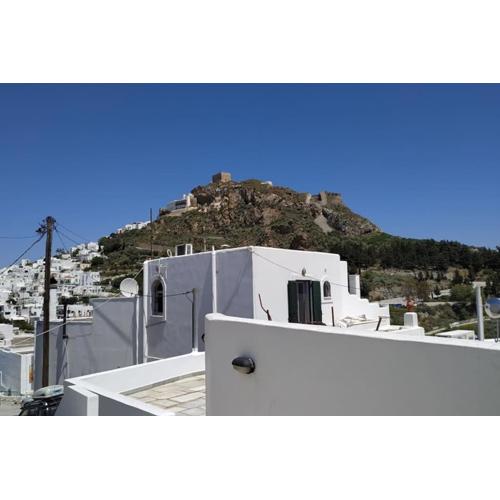 Κοντύλι - Σπίτι στη Χώρα, με θέα το Κάστρο