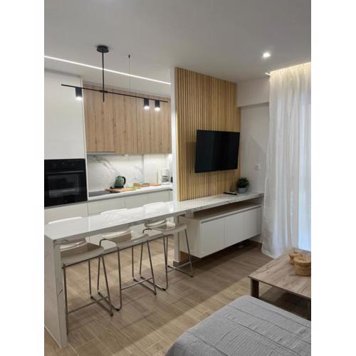 -Fully Renovated- A cozy and warm place at the beach of Gribovo