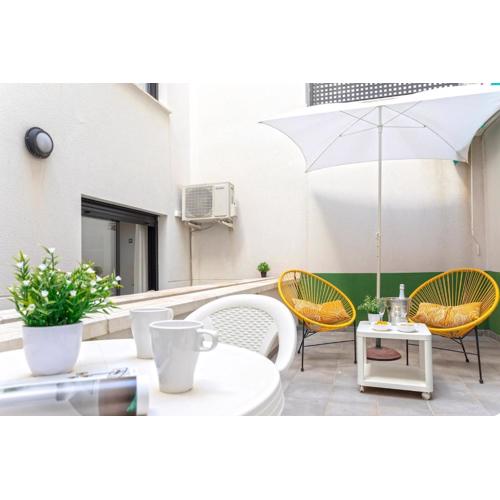 -MalagaSunApts- FreeParking Shared Pool