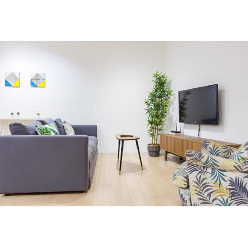 -MalagaSunApts-Central&Cozy 3BDs