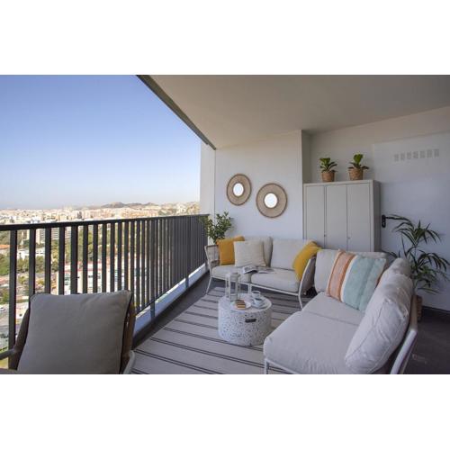 -MalagaSunApts-UrbanSKy Crazy Views