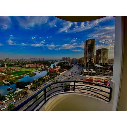كورنيش النيل البحر الاعظم -Nile corniche albahr alaeizam