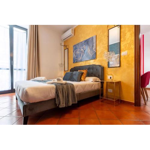 -Porta Nuova-Alpitour- Elegante Suite con A-C e Wi-Fi