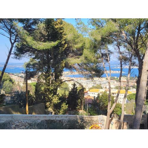 1 Appartement vue panoramique au Mont st Clair