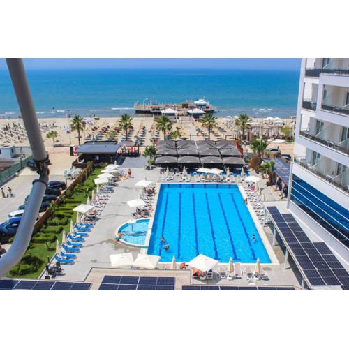 1 bedroom 1330