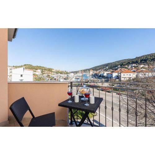 1 Bedroom Amazing Apartment In Trogir