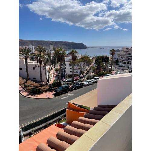 1 Bedroom Apartment with stunning sea view
