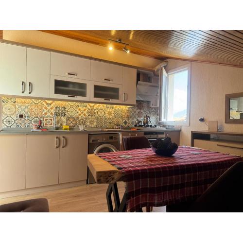 1 bedroom close to bus station and MALL 200 mb wifi