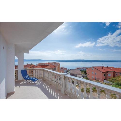 1 Bedroom Cozy Apartment In Crikvenica