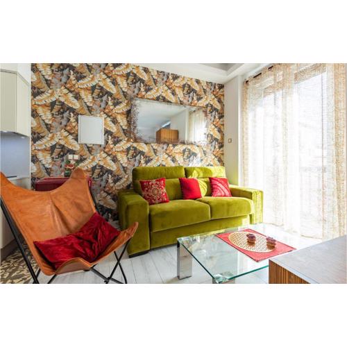 1 Bedroom Gorgeous Apartment In Sevilla