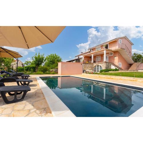 1 Bedroom Lovely Apartment In Malinska
