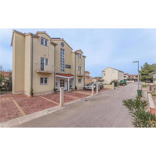 1 Bedroom Lovely Apartment In Vodice
