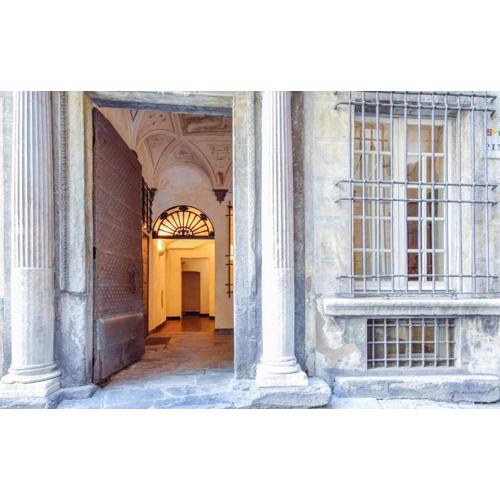 1 Bedroom Stunning Apartment In Genova
