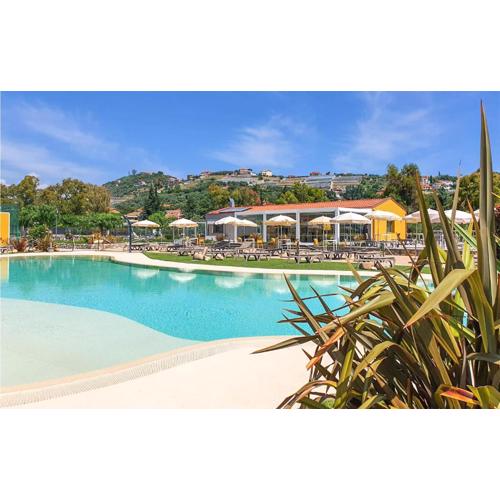 1 Bedroom Stunning Home In Imperia