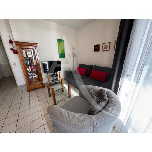 1 CHAMBRES, PKG, A MI CHEMIN ENTRE PLAGES ET CENTRE HISTORIQUE