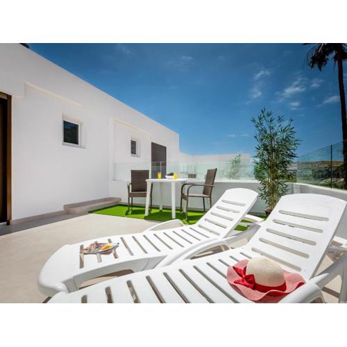 1 Charming Apartment in Las Americas