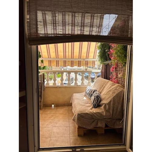 1 double bedroom apartment Torrevieja,s beach
