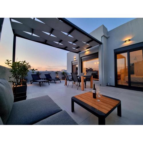 10 Apartments & Suites Athens
