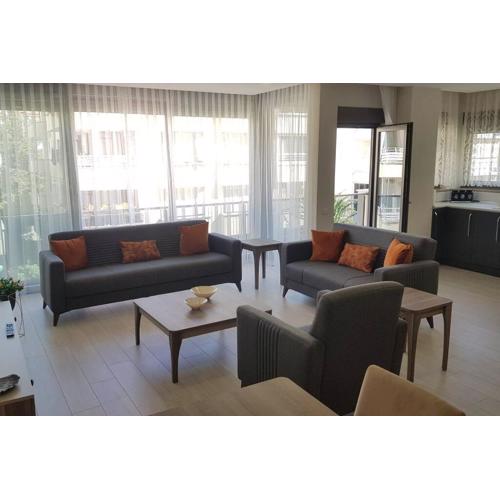 10 Central Location, Close To Beaches And Anywhere