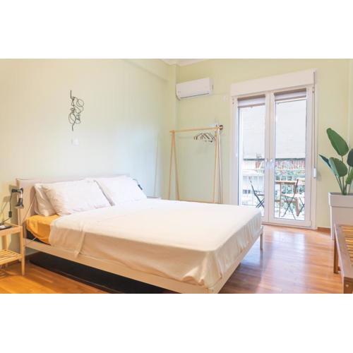 100 steps Metro Kato Patisia Cozy Apt in Athens