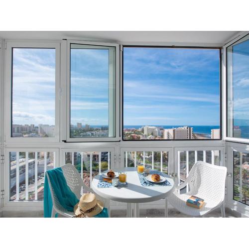 10D. Enchanting Apartment in Las Americas