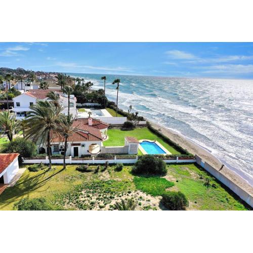 1100 Marbella Beachfront first line