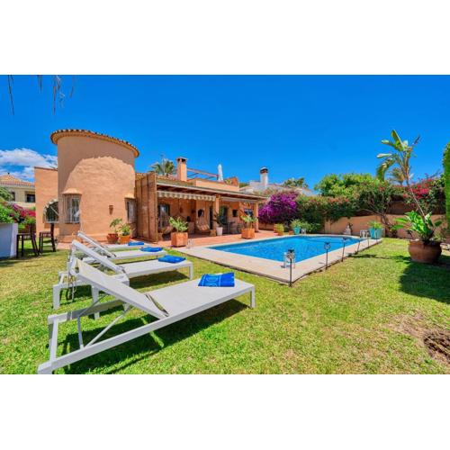 1109 * Panorama Sea View Family Villa Roof Terrace- Annex