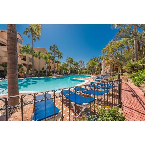 1138: Front Line 2 Bed apt at San Pedro Beach