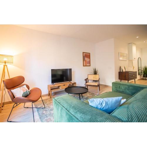 12CRC1038 - Big & Cozy 2bed Apartment in the city