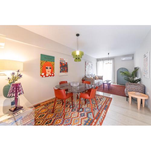 12LVE Vouliagmeni Apartment