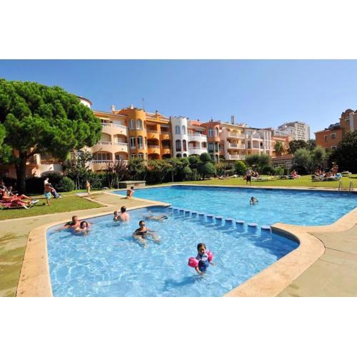 141-Empurialola- Apartamento con piscinas en el centro y cerca del mar