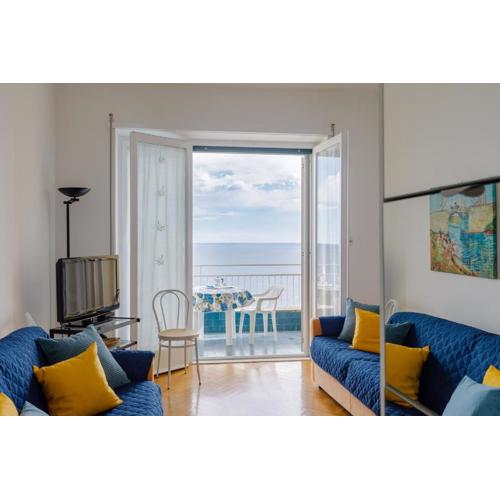 144 - Sunshine Suite 9, fronte e vista MARE, 100metri SPIAGGIA