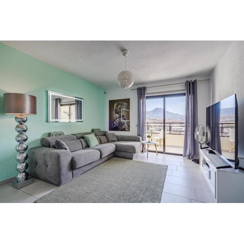 14th floor Sea View