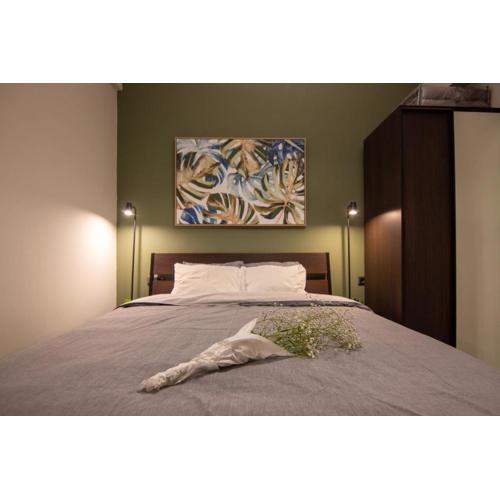 15 minutes from Acropolis apartment