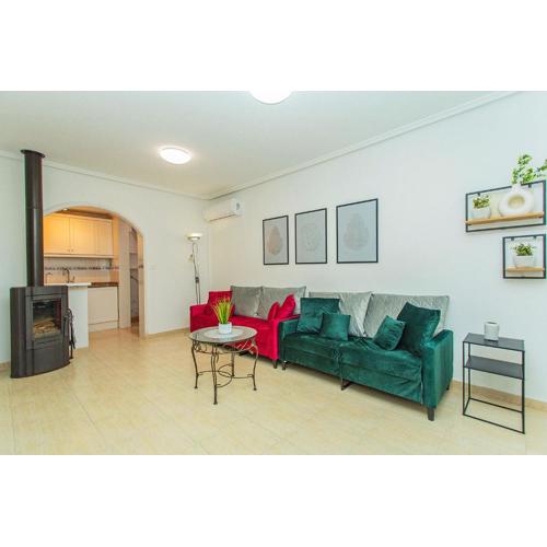 159 Cozy Adosado Alicante-Holiday