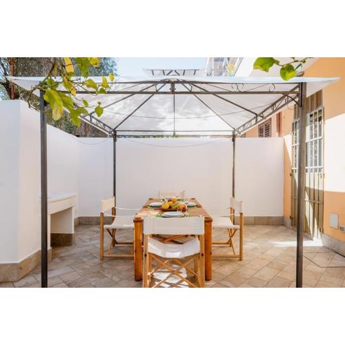 15min a piedi dal centro appartamento con Patio Privato!