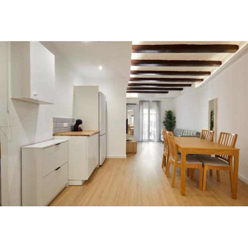 17 Nice apartment next to El Molino