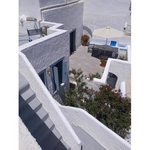 1705 Castle House