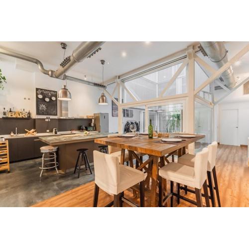 175m Trendy Loft in Luxury District with Premium Amenities