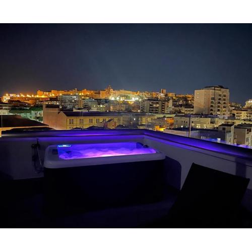 18 Dante Luxury Suites