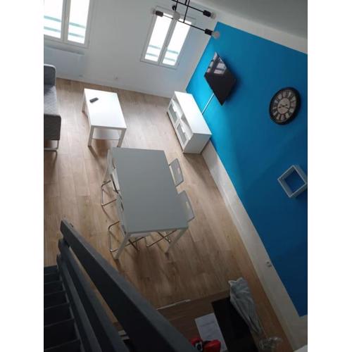 185, Toulon petit duplex a deux pas de l\