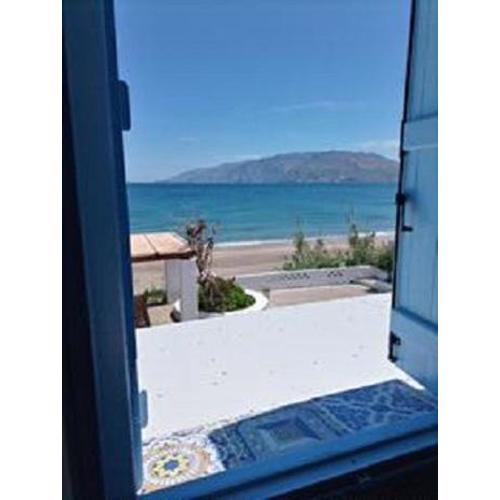 ΠΑΡΑΘΙΝ ΑΛΟΣ 1