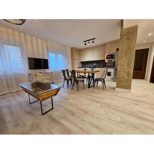 1A108 Amplio y moderno apartamento