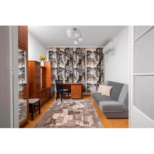 1BD flat with Desk on Russian Monument Square by Flat Mаnager