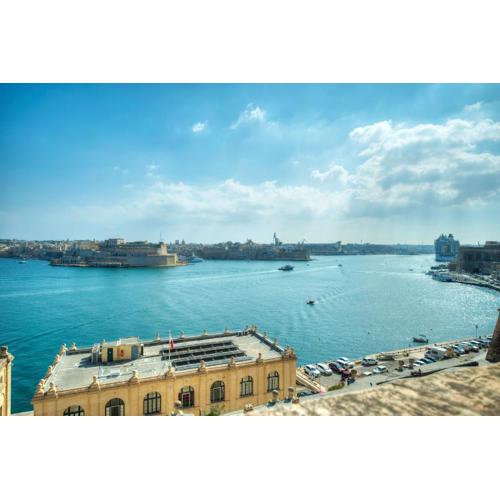 1bedroom-stunning views in Valletta center JSPI1-1